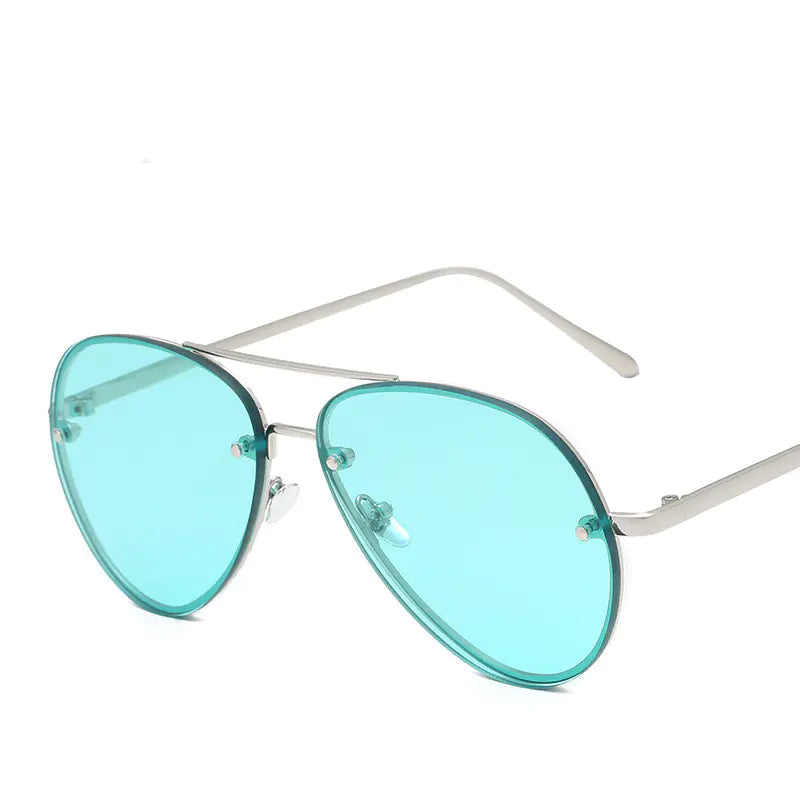 Trendy Women's Sunglasses - Pilot Style Ocean Lens
