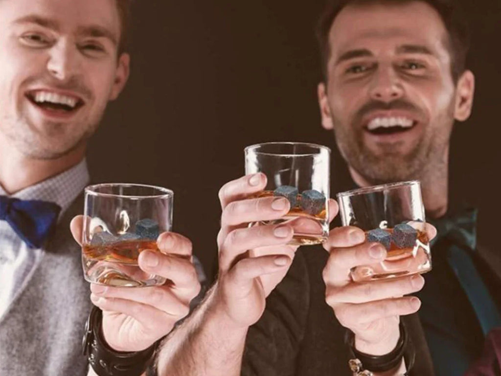Christmas Valentine's Gift Whiskey Stones Glasses Set Granite Ice Cube For Whisky in Wooden Bottle Box Present For Dad Husband