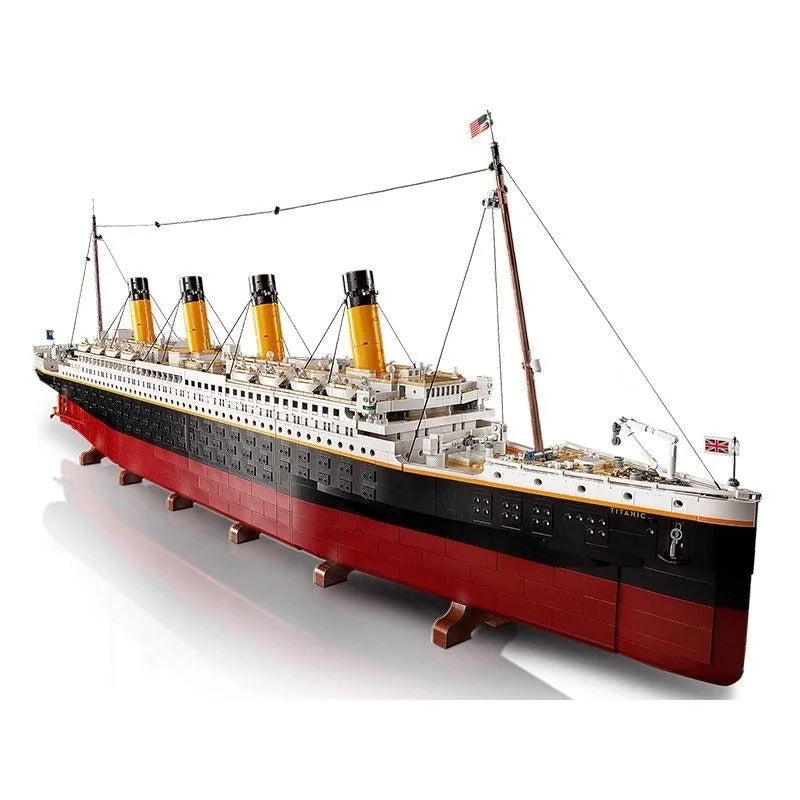 2025New 9090Pcs Large Cruise Boat Ship Model Home Decoration Diy Gift  Desktop ornament  Children's birthday gift