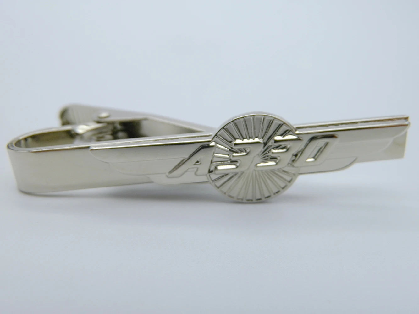 A220 A320 737 747 777 Clip Vintage Pilot Badges collar   Aviation Tie clip Best Airbus Small Gift for pilot aviatorairman