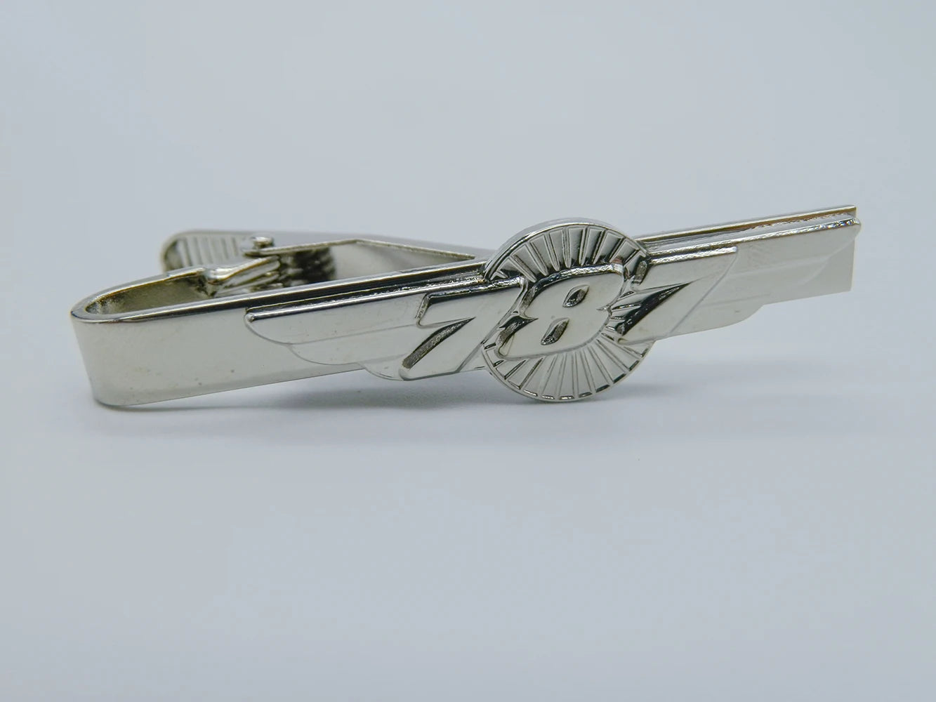 A220 A320 737 747 777 Clip Vintage Pilot Badges collar   Aviation Tie clip Best Airbus Small Gift for pilot aviatorairman